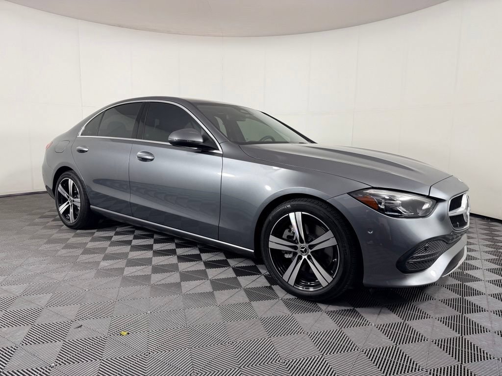 Used 2024 Mercedes-Benz C 300 Sedan image 5