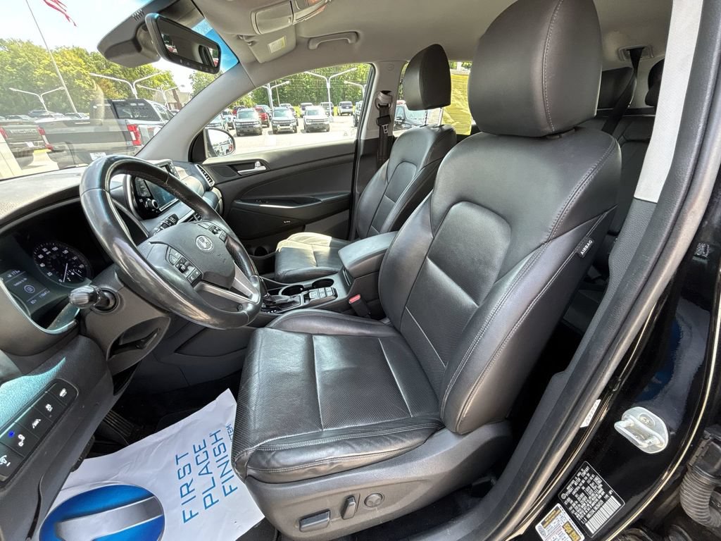 Used 2021 Hyundai Tucson Limited w/ Cargo Package FWD image 13