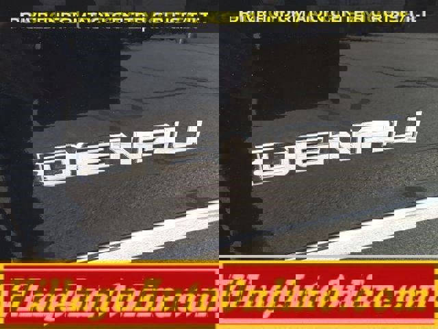 Used 2020 GMC Yukon Denali AWD/4WD image 9