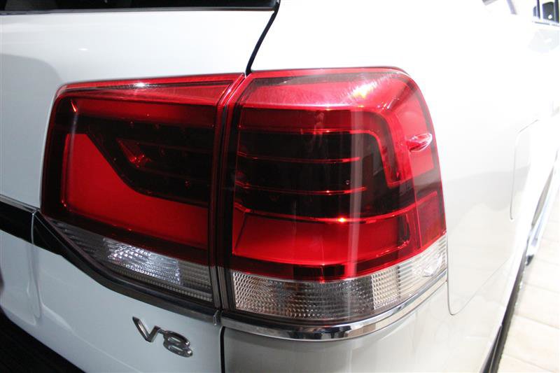 Used 2016 Toyota Land Cruiser AWD/4WD image 11