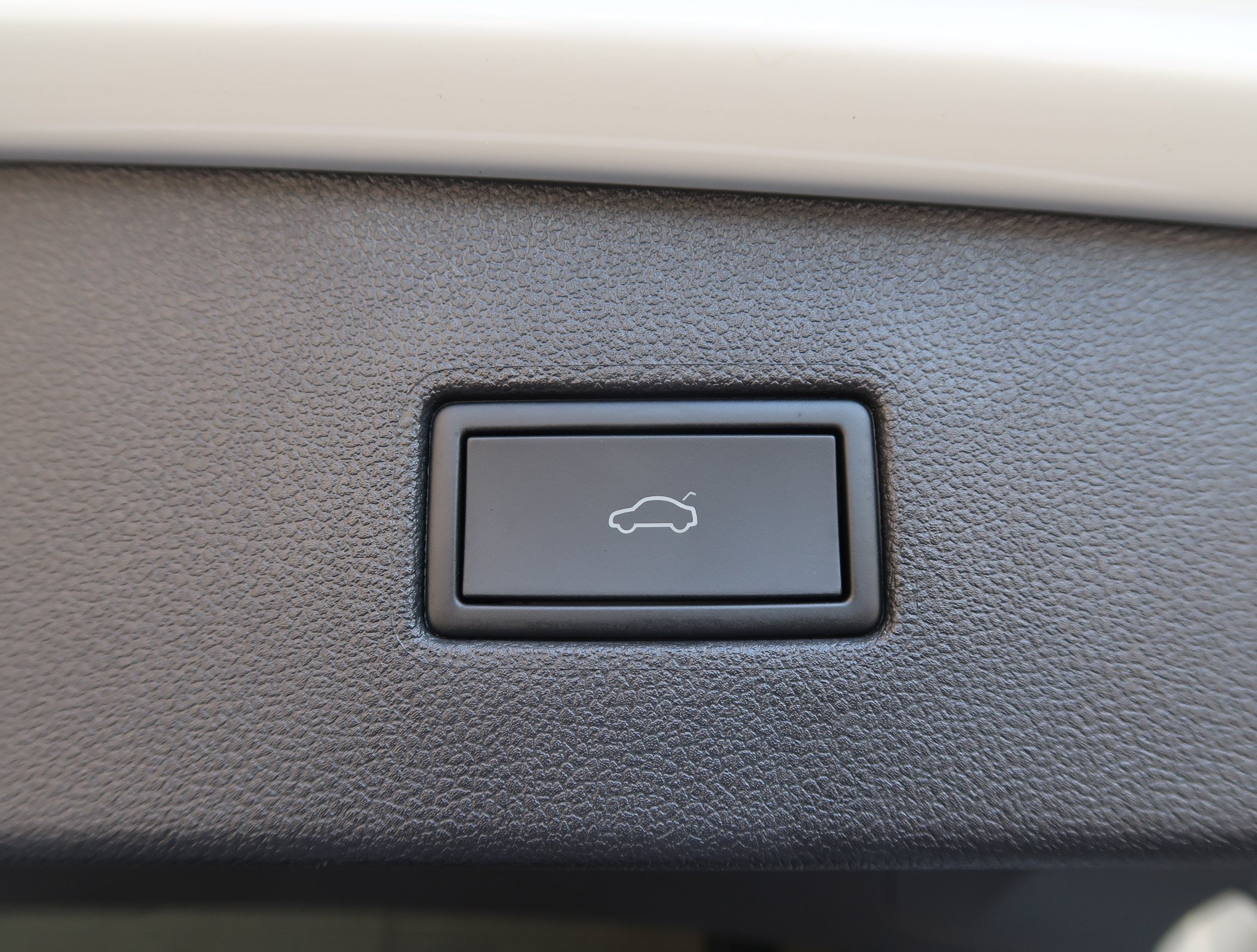 Used 2024 Volkswagen Tiguan SE FWD image 37