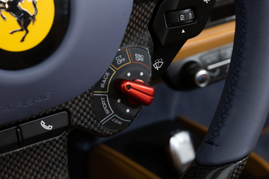 Used 2022 Ferrari F8 Tributo image 34