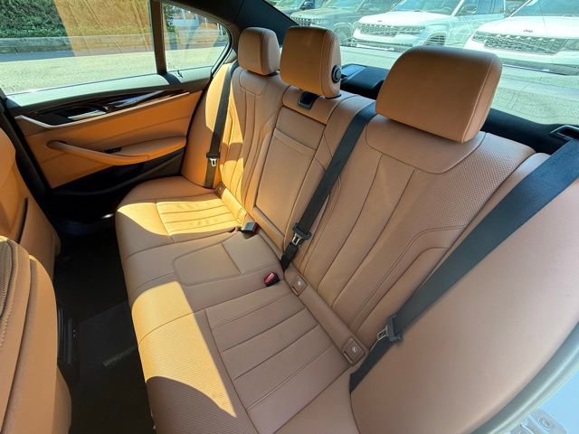 Used 2022 BMW 530i xDrive w/ Convenience Package image 23