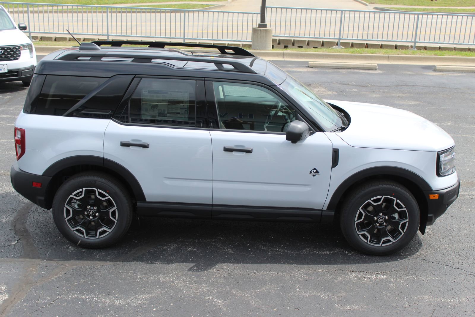 New 2026 Ford Bronco Sport Outer Banks AWD/4WD image 8