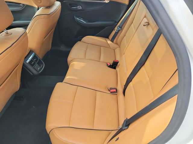 Used 2016 Chevrolet Impala LTZ w/ Enhanced Convenience Package FWD image 10