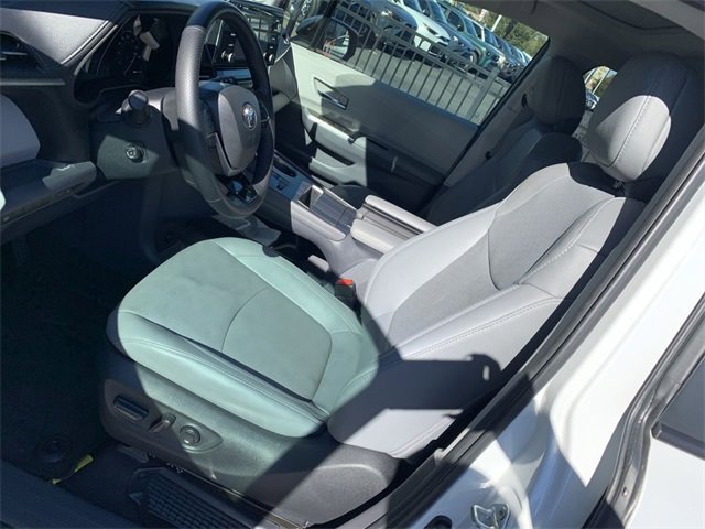 Certified 2023 Toyota Sienna Limited image 18
