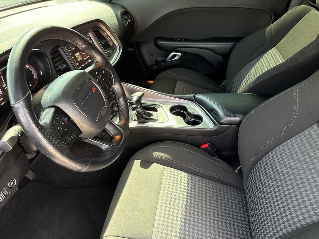Used 2023 Dodge Challenger SXT w/ Blacktop Package image 17