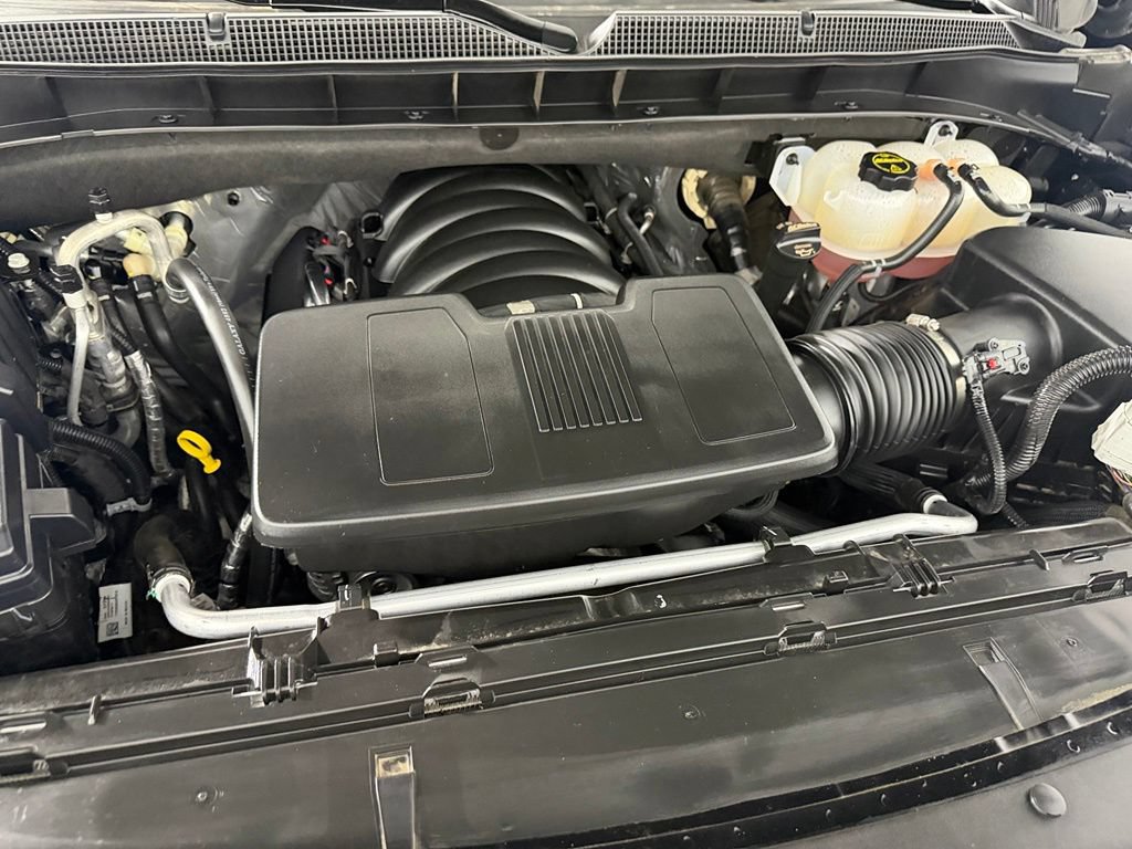 Used 2026 Chevrolet Suburban Premier AWD/4WD image 35
