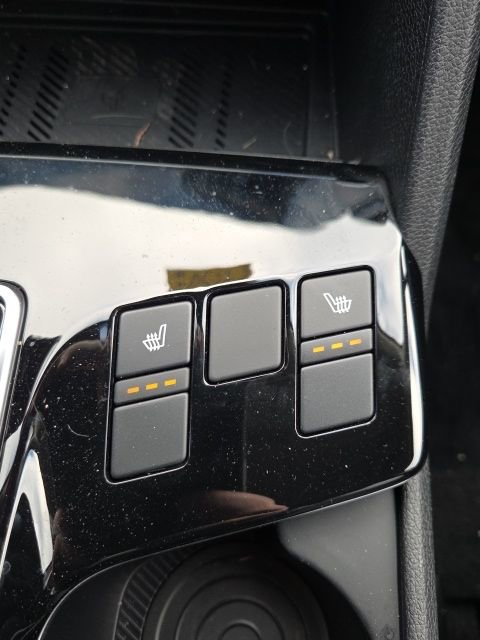 Used 2025 Kia Sportage EX image 36