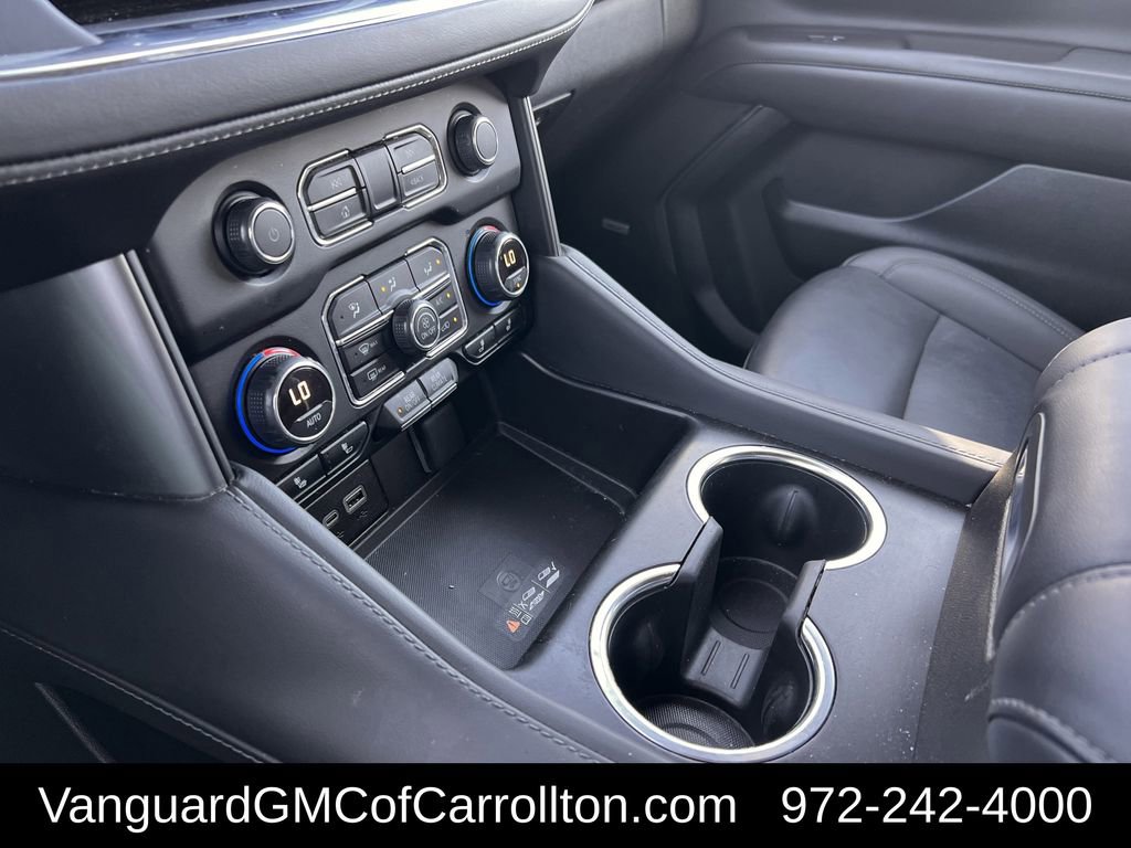 Used 2024 Chevrolet Suburban LT image 19