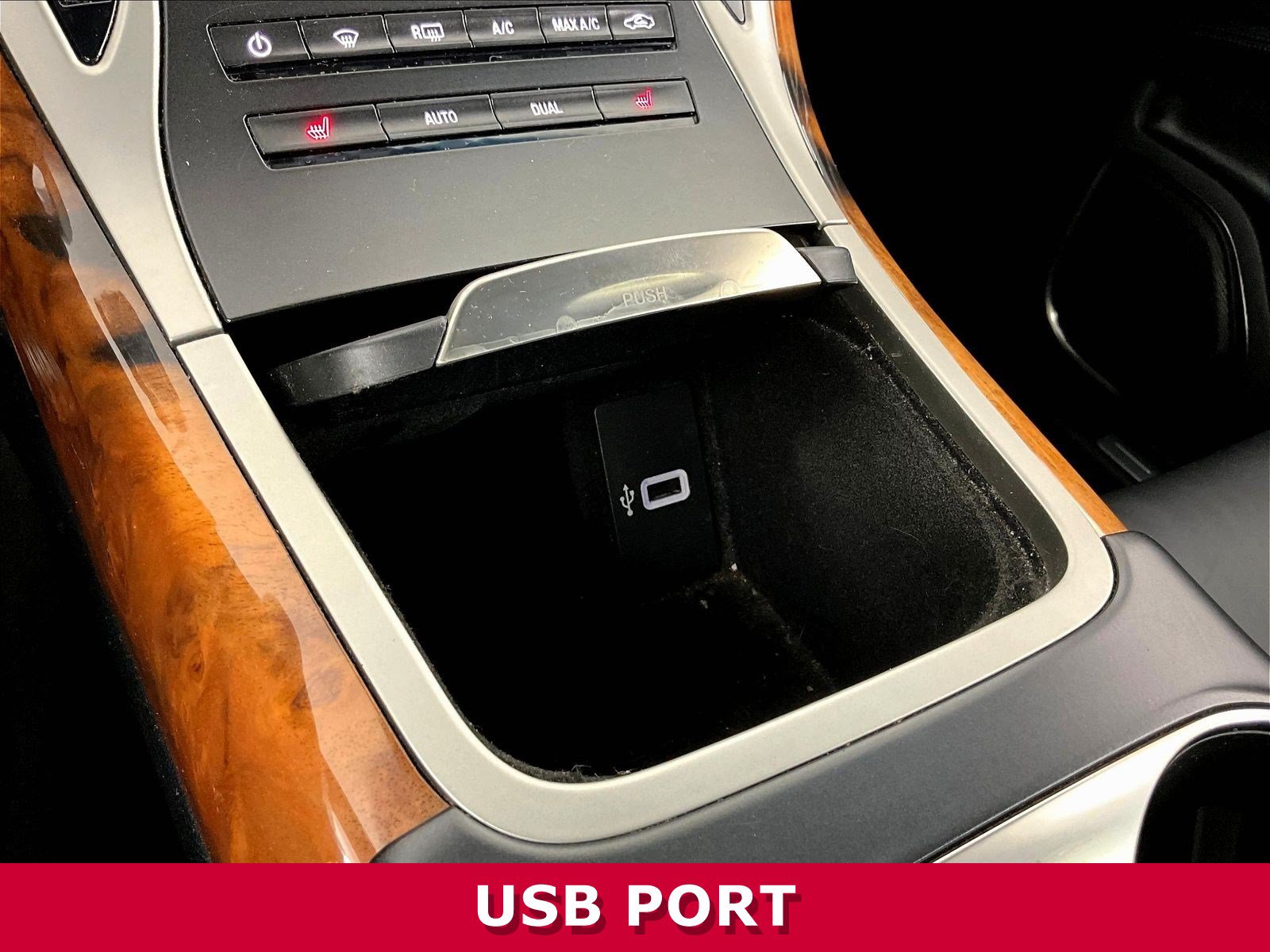 Used 2018 Lincoln MKX Select w/ Select Plus Package AWD/4WD image 16