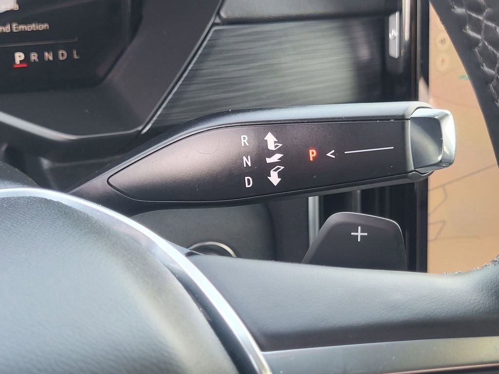 New 2025 GMC Acadia Elevation w/ Elevation Premium Package AWD/4WD image 19