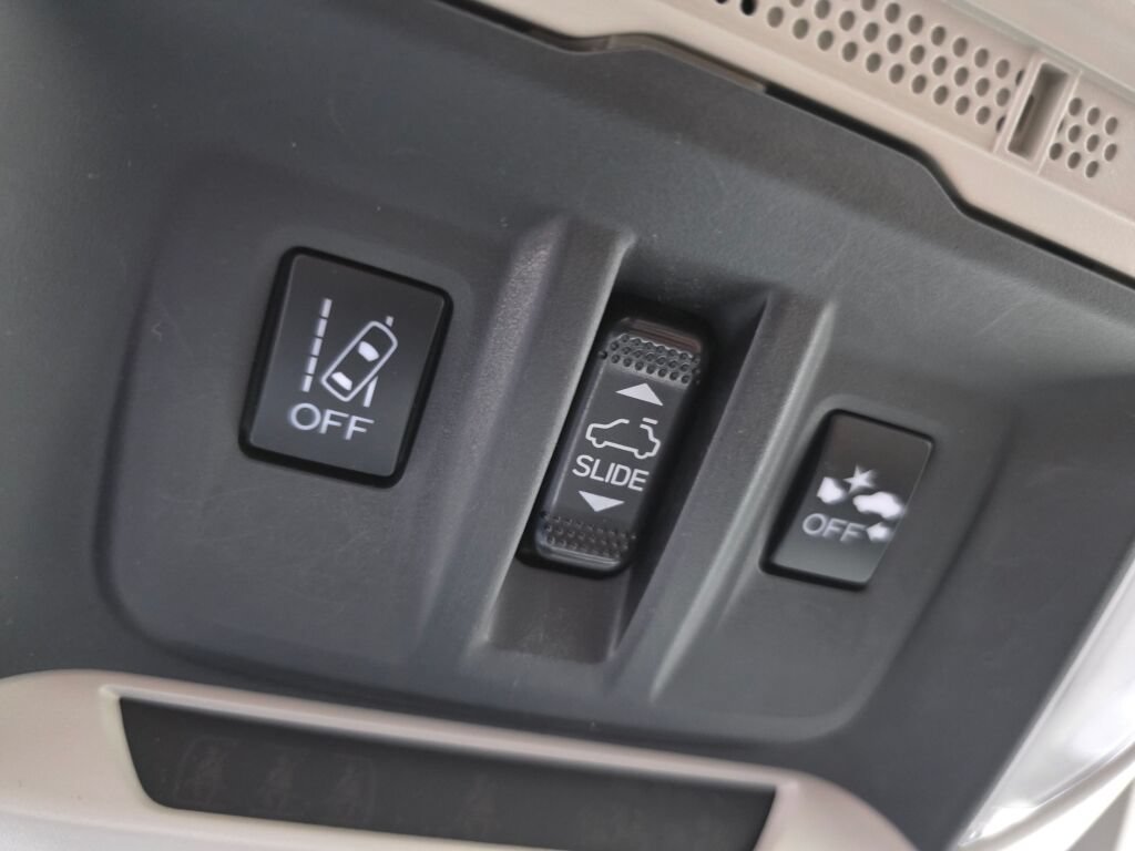 Used 2021 Subaru Forester Premium AWD/4WD image 17