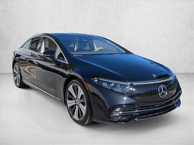 Certified 2022 Mercedes-Benz EQS 580 4MATIC Sedan image 3