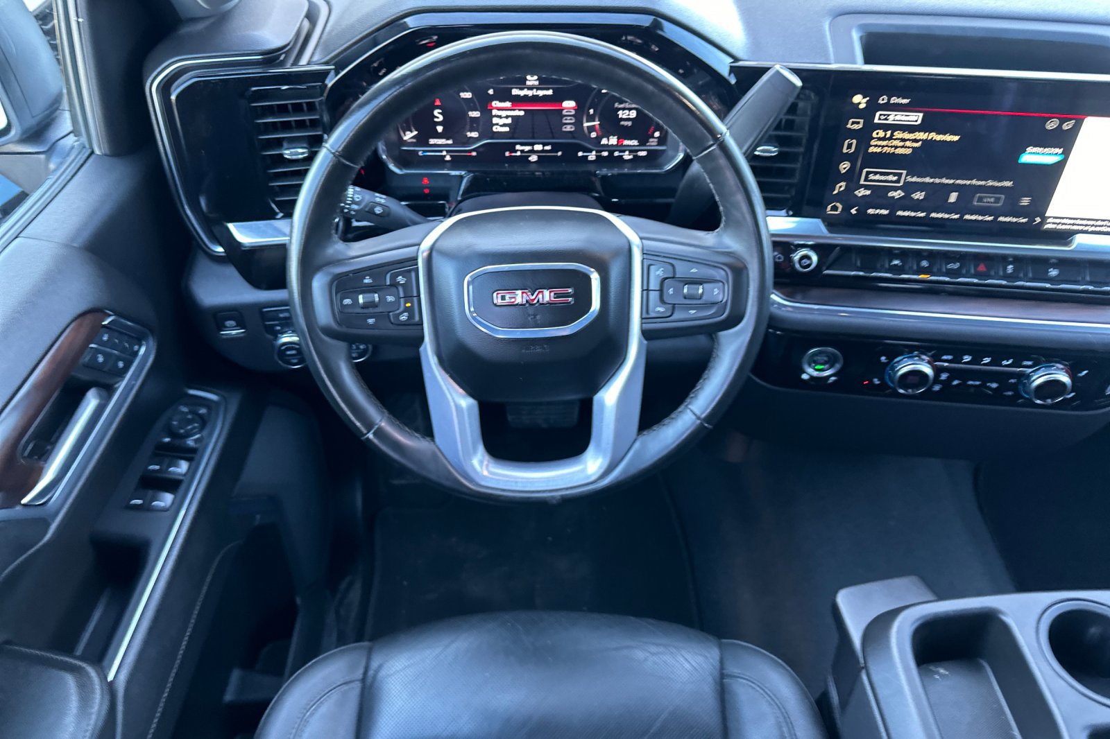 Used 2024 GMC Sierra 1500 SLT image 15