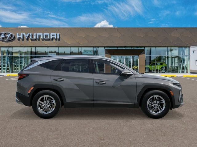 Certified 2026 Hyundai Tucson SE FWD image 7