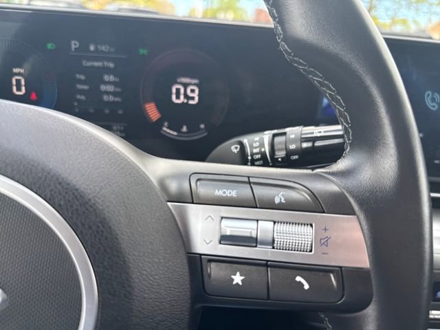 Certified 2024 Hyundai Kona SEL AWD/4WD image 25