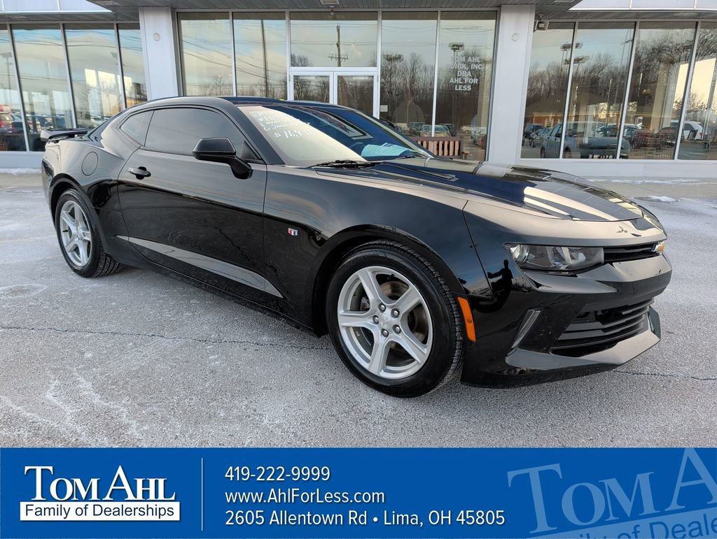 Used 2017 Chevrolet Camaro LT image 1
