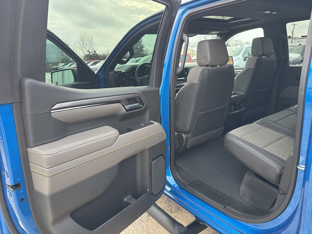 Used 2022 Chevrolet Silverado 1500 ZR2 w/ Technology Package image 20