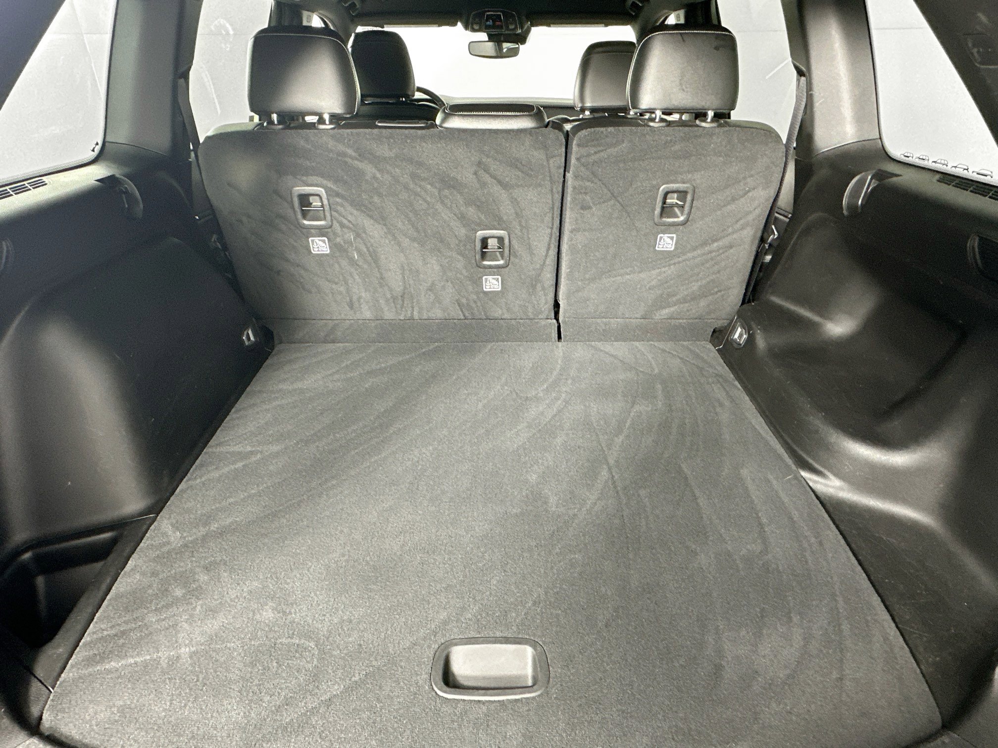 Used 2023 Jeep Grand Cherokee Altitude image 24