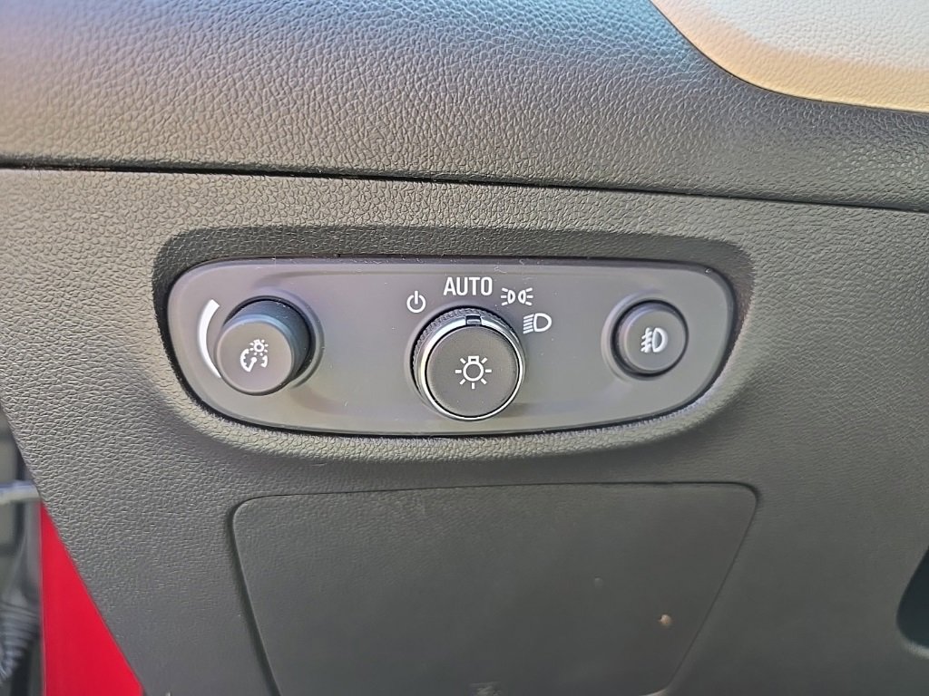 Used 2020 Buick Encore GX Preferred image 16