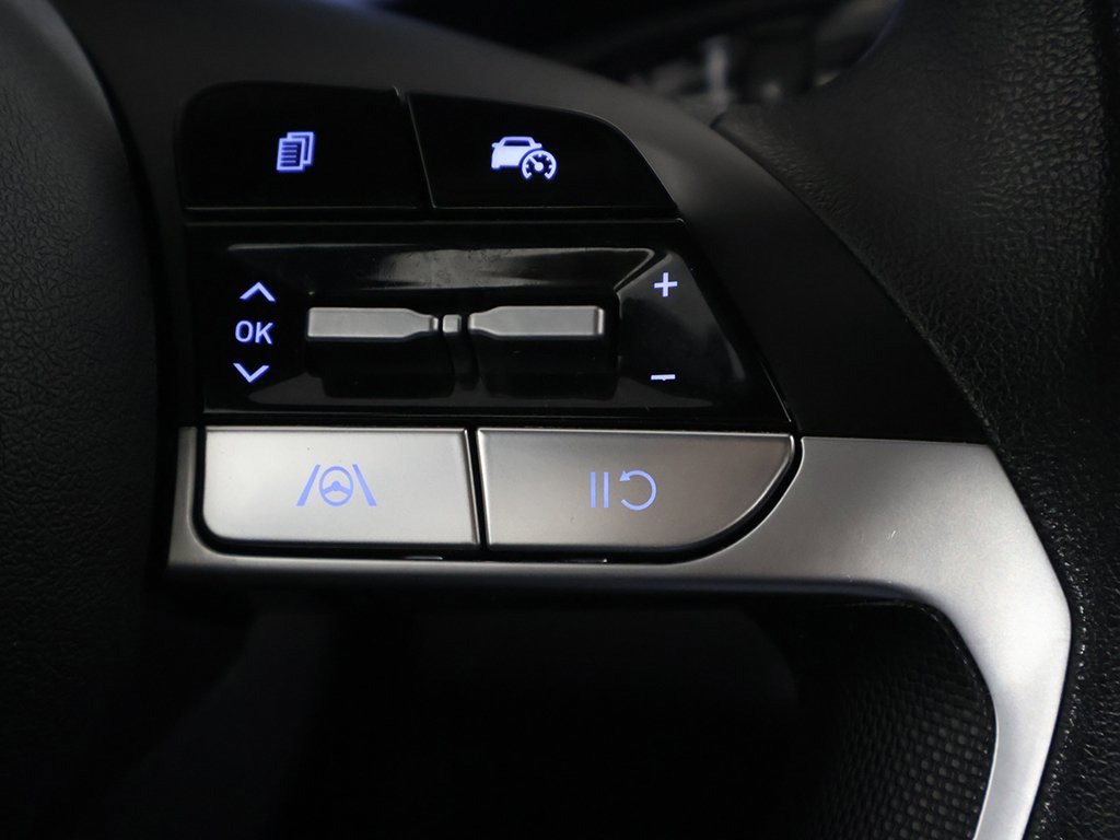 Certified 2024 Hyundai Elantra SEL image 35