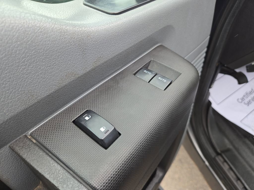 Used 2016 Ford F250 XL w/ Power Equipment Group image 13