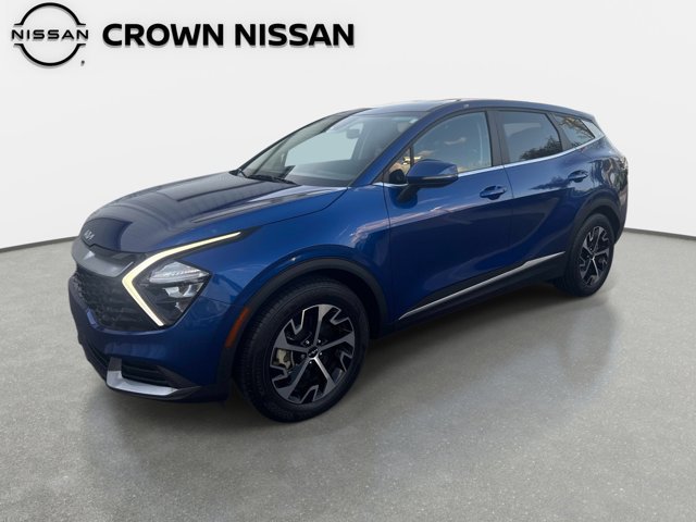 Used 2023 Kia Sportage EX image 2