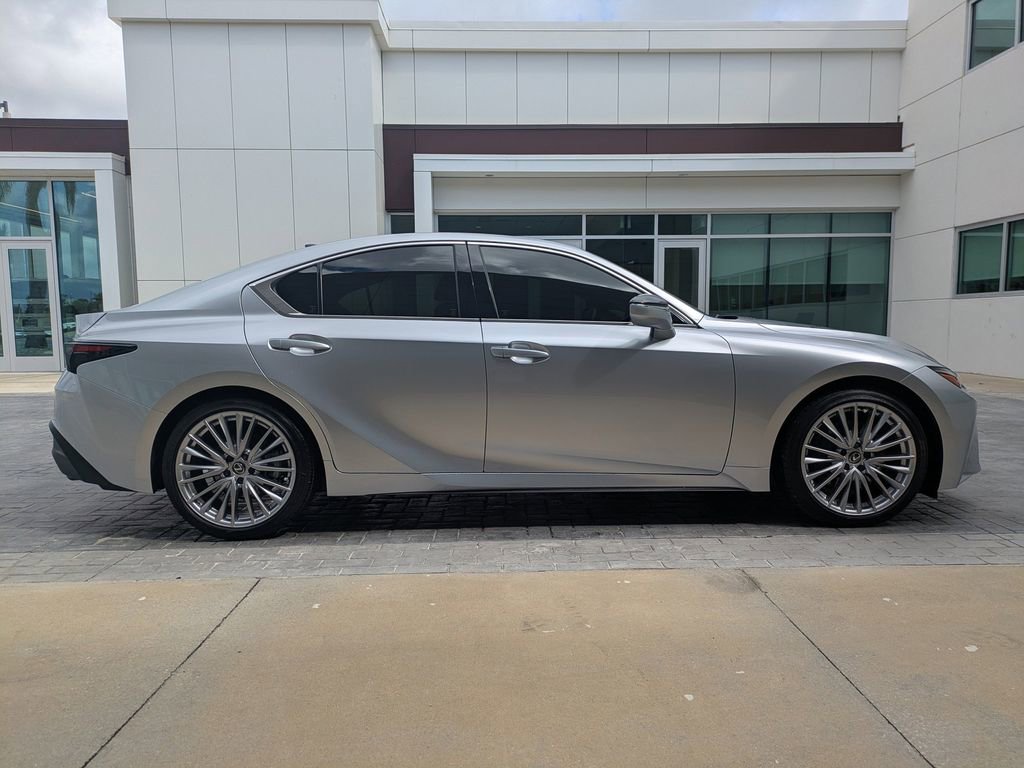 Used 2025 Lexus IS 300 w/ Premium Package RWD image 4