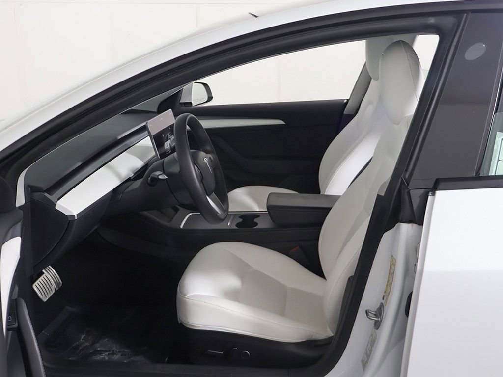 Used 2023 Tesla Model 3 Performance image 28