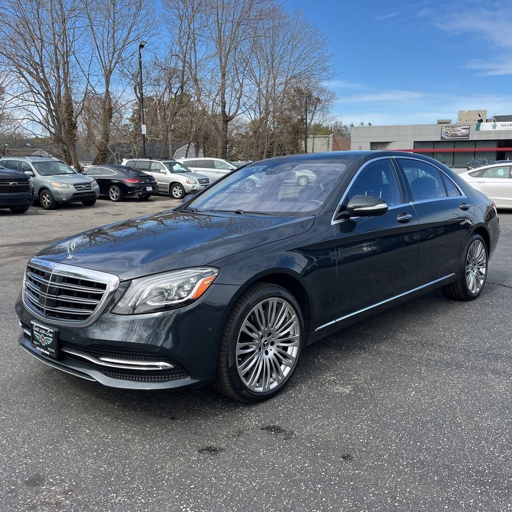 Used 2020 Mercedes-Benz S 560 4MATIC Sedan image 2