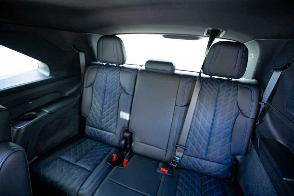 Used 2026 Cadillac Escalade IQ Sport 1 w/ LPO, Floor Liner Package AWD/4WD image 51