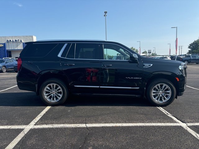 Used 2021 GMC Yukon SLT image 2