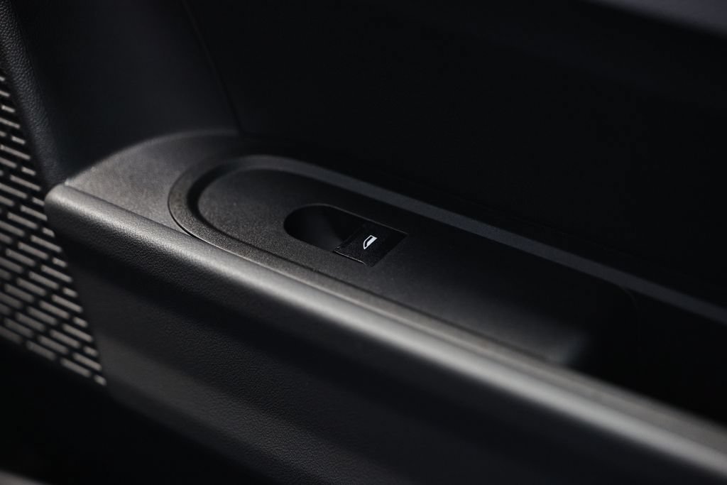 Used 2025 MINI Cooper S FWD image 39