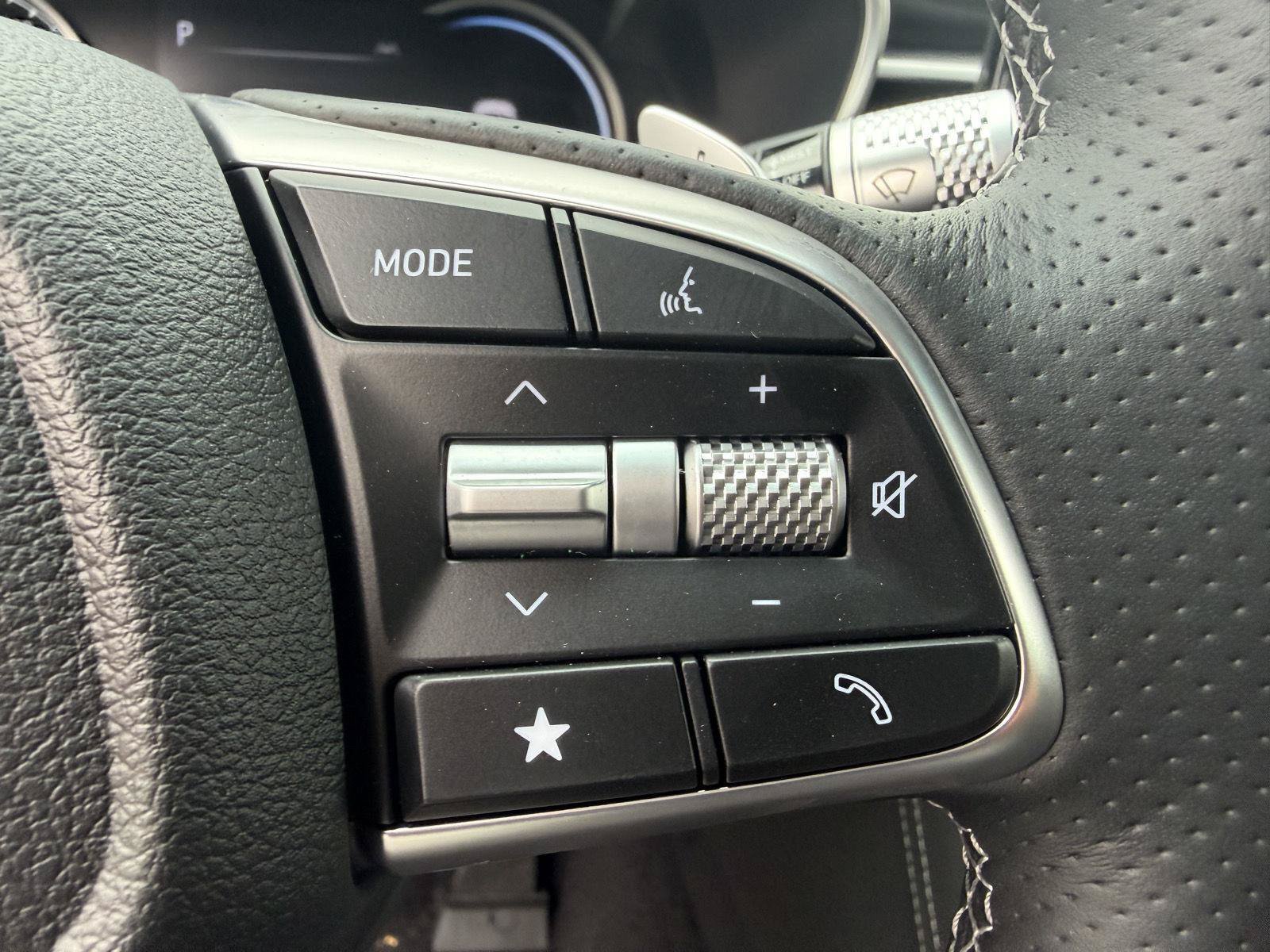 New 2026 Genesis G70 2.5T AWD/4WD image 12