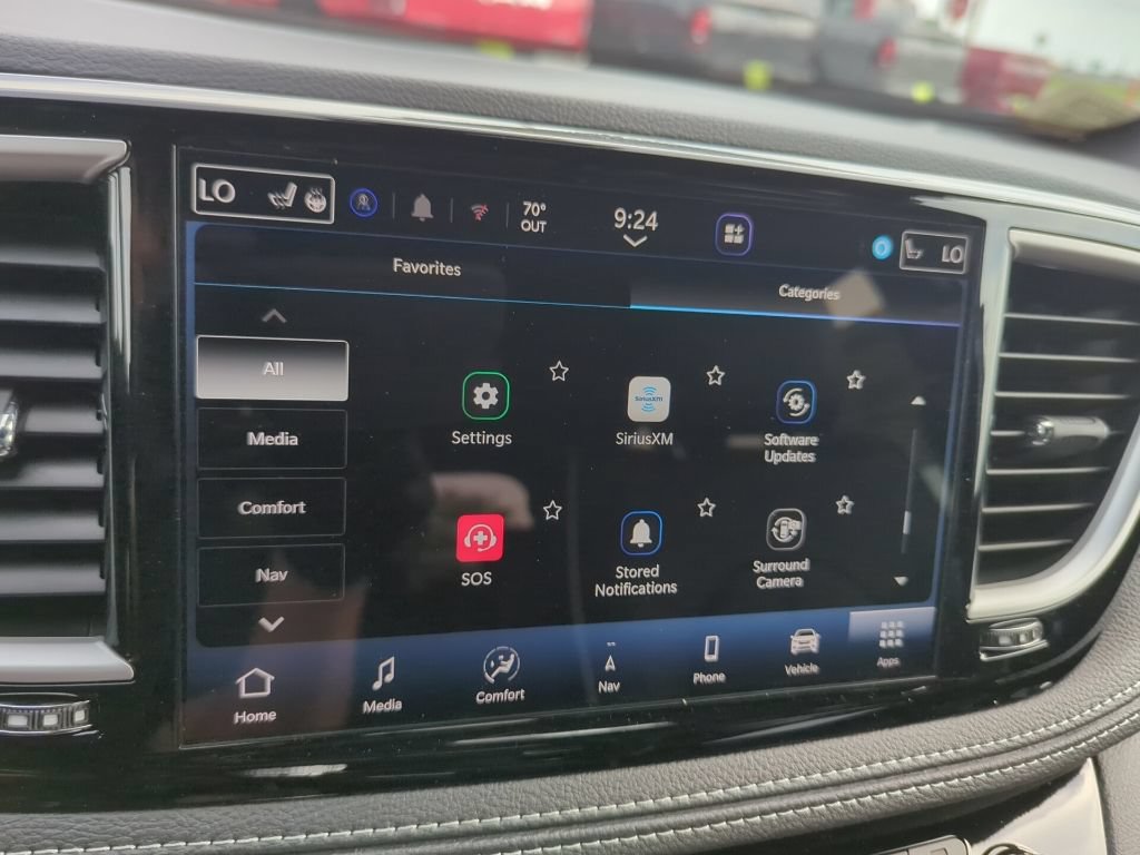 New 2027 Chrysler Pacifica Limited AWD/4WD image 20