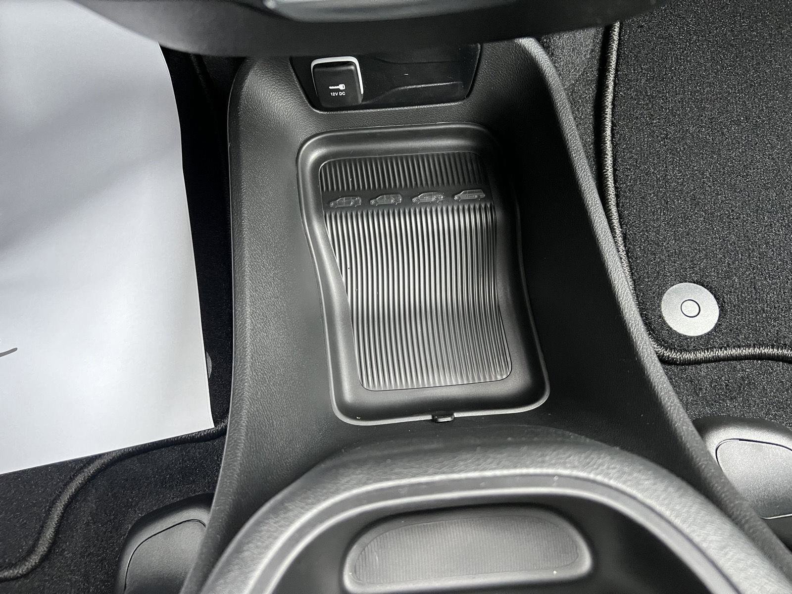 New 2026 Chrysler Pacifica Select w/ S Appearance Package image 23