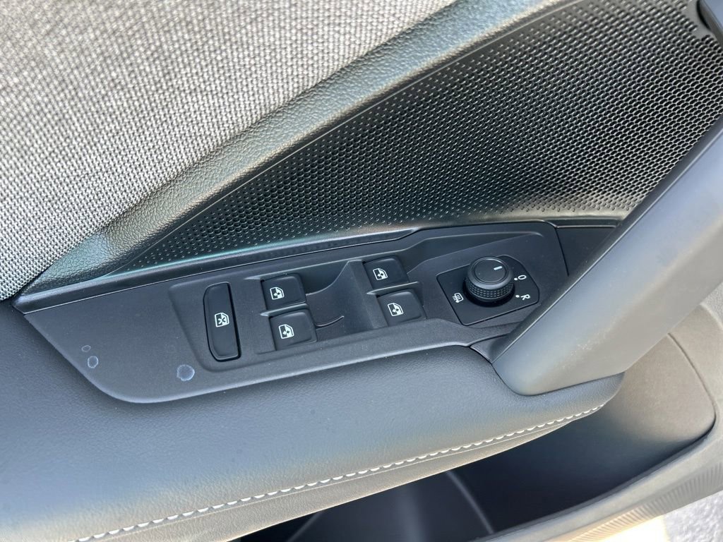 New 2026 Volkswagen Tiguan S image 18