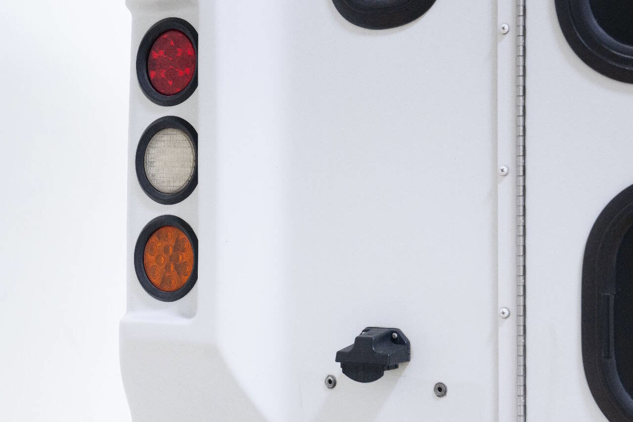 Used 2016 Ford E-350 and Econoline 350 Super Duty w/ Shuttle Bus Prep Package image 13