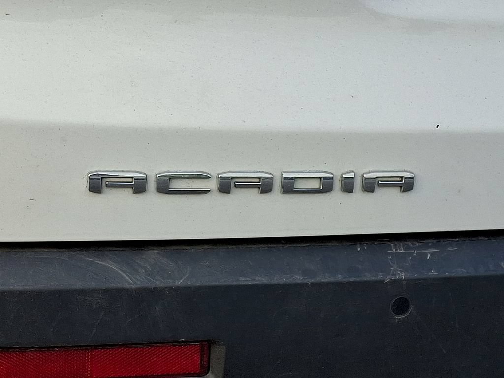 Used 2021 GMC Acadia AT4 w/ Trailering Package AWD/4WD image 11