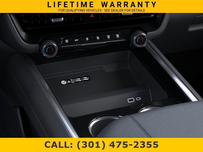 New 2026 Chevrolet Suburban Z71 w/ Z71 Off-Road Package AWD/4WD image 23