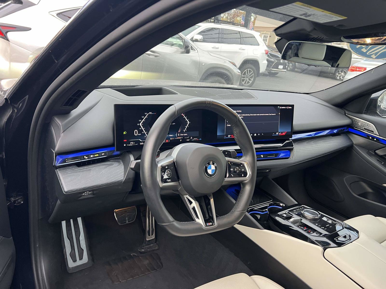 Used 2024 BMW 540i xDrive w/ Premium Package AWD/4WD image 21
