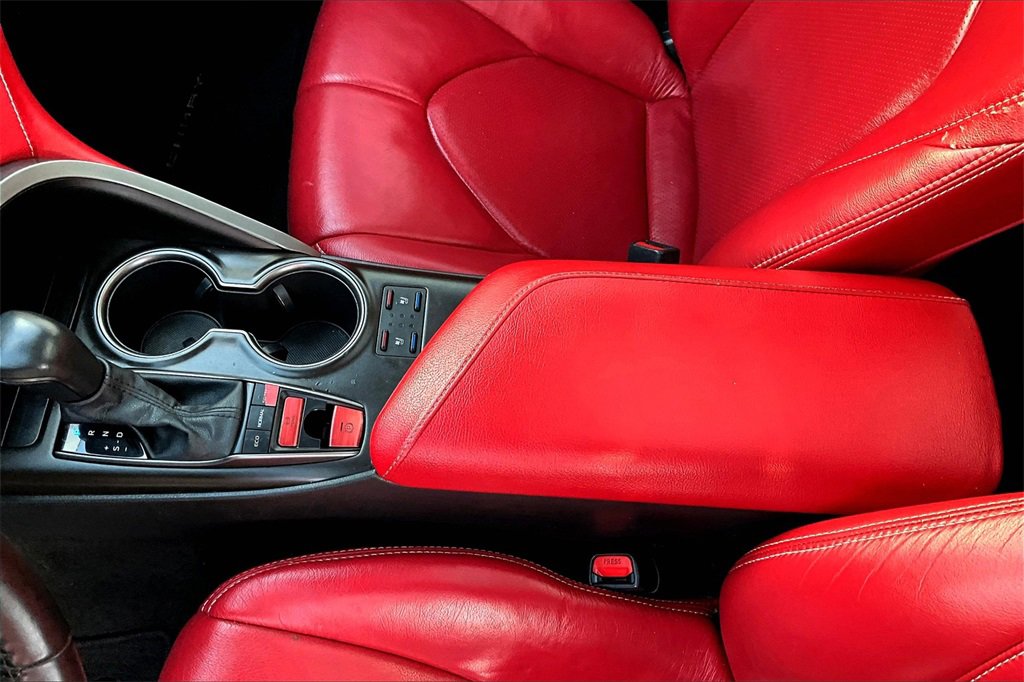 Used 2022 Toyota Camry XSE w/ Driver Assist Package image 15