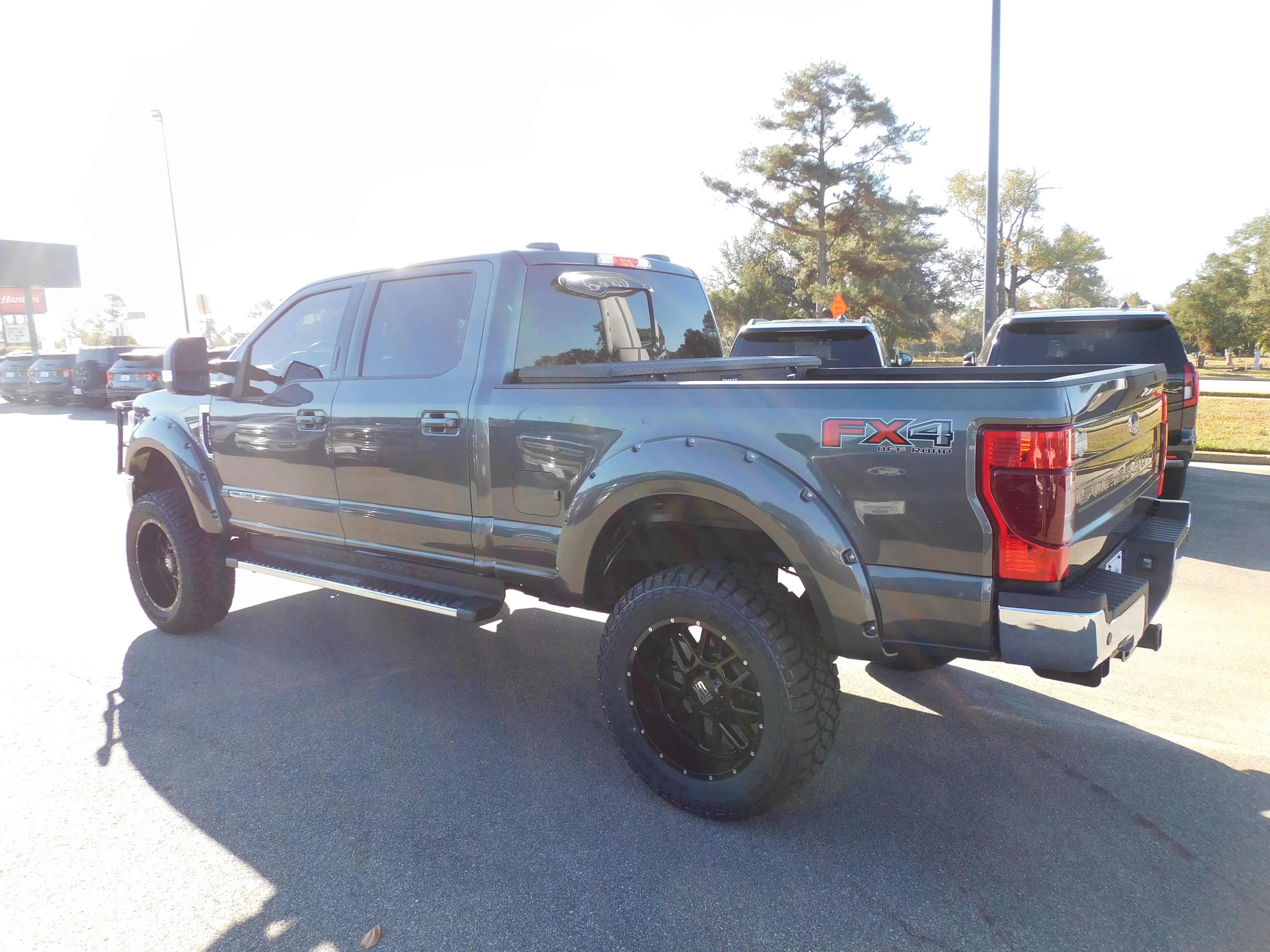 Used 2020 Ford F250 Lariat w/ Lariat Value Package image 8