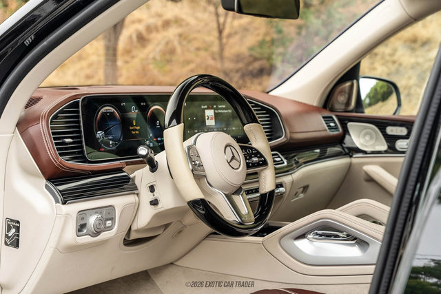 Used 2023 Mercedes-Benz Maybach GLS 600 4MATIC image 23