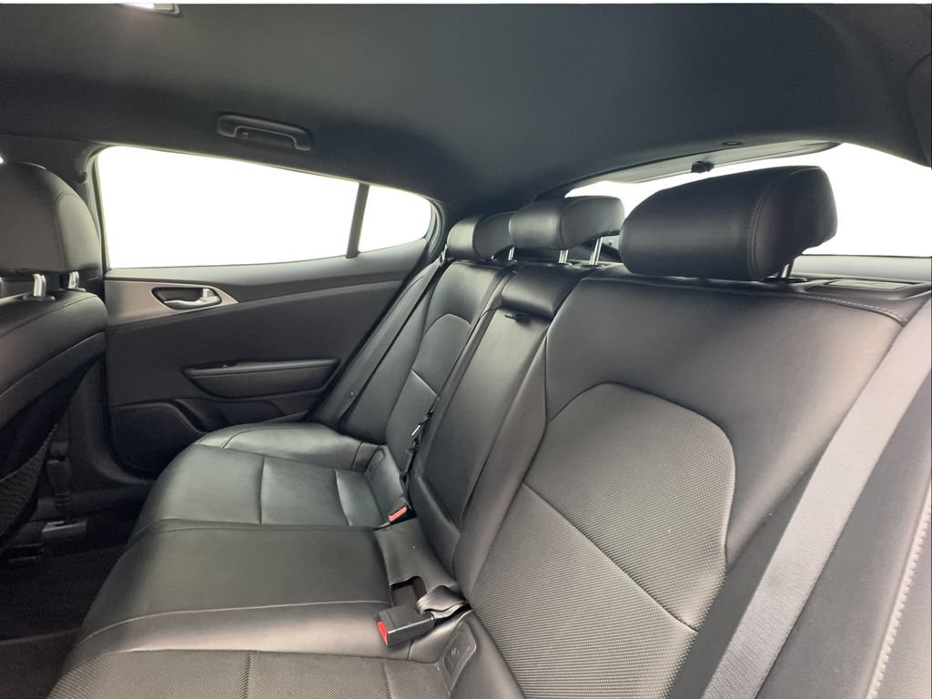 Used 2020 Kia Stinger GT RWD image 24