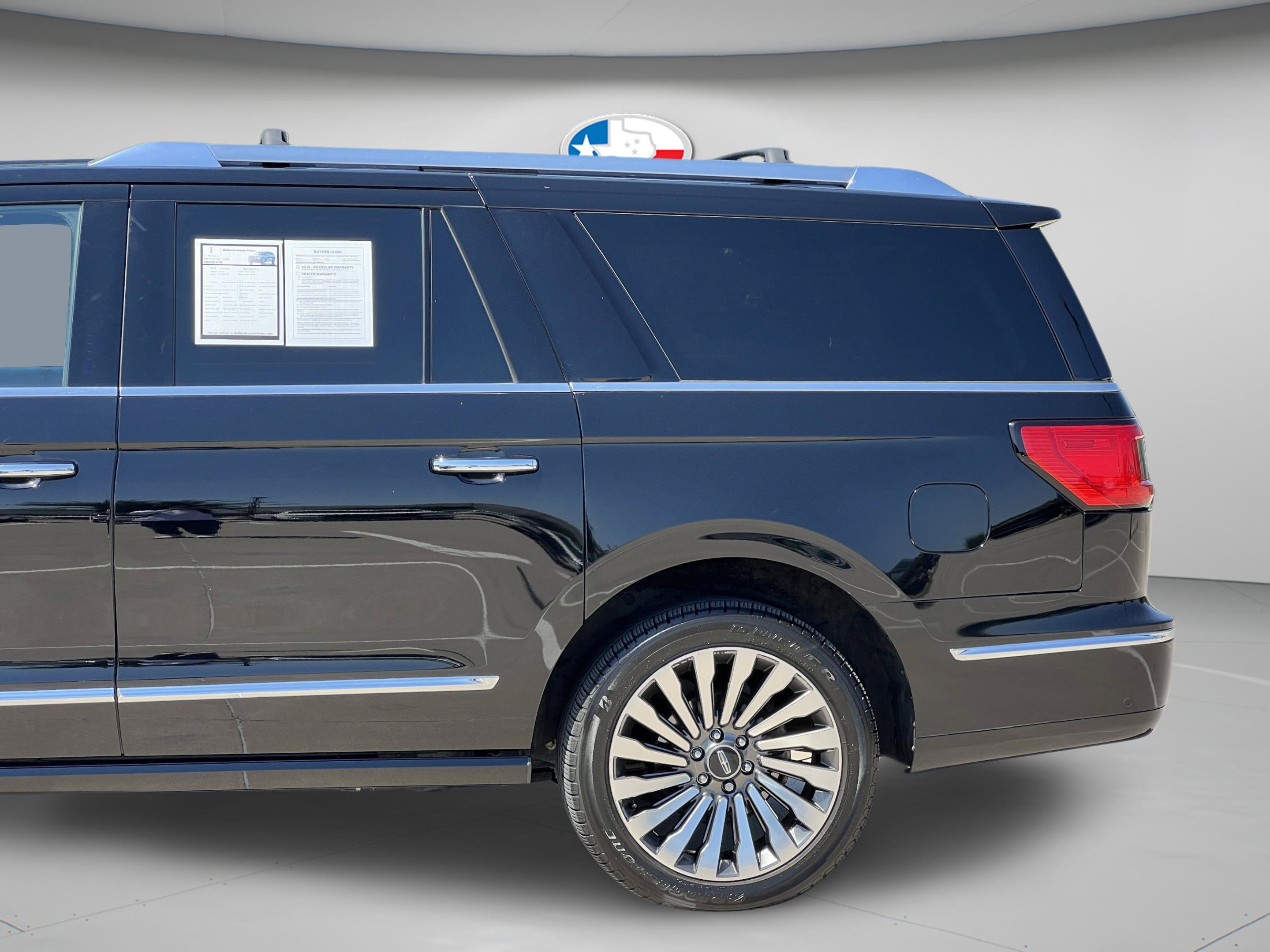 Used 2018 Lincoln Navigator L Reserve w/ Technology Package AWD/4WD image 37