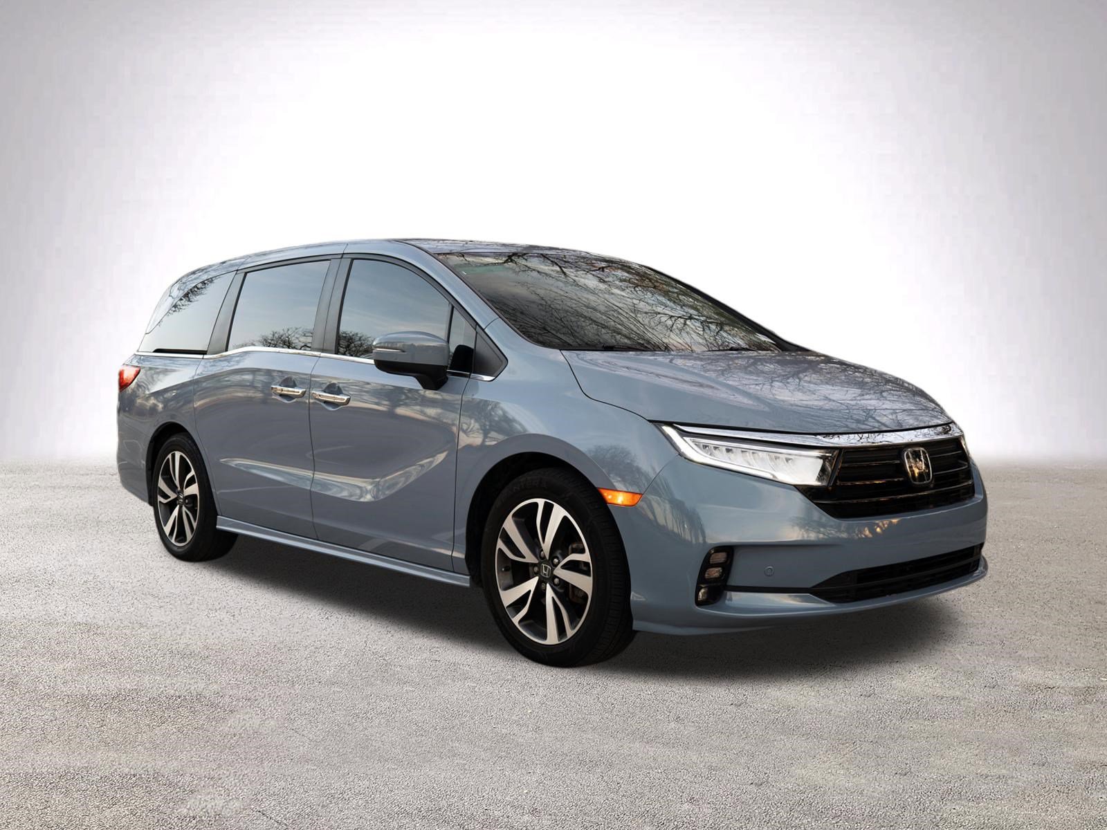 Certified 2023 Honda Odyssey Touring image 2