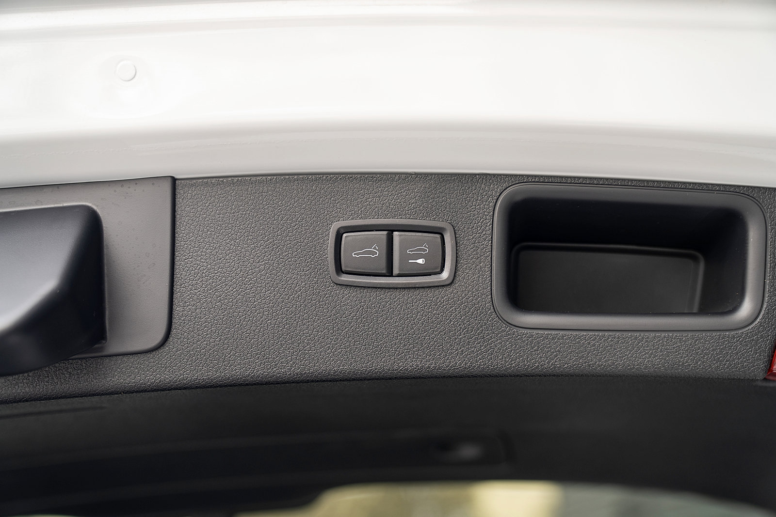 Certified 2026 Porsche Macan Turbo image 24