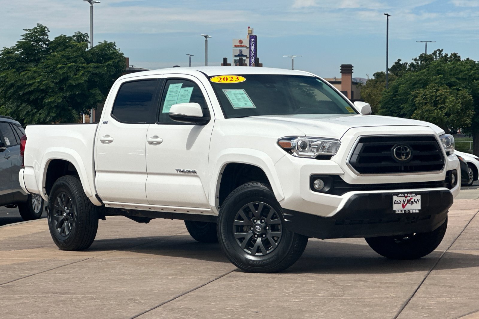 Certified 2023 Toyota Tacoma SR5 w/ Technology Package AWD/4WD image 2